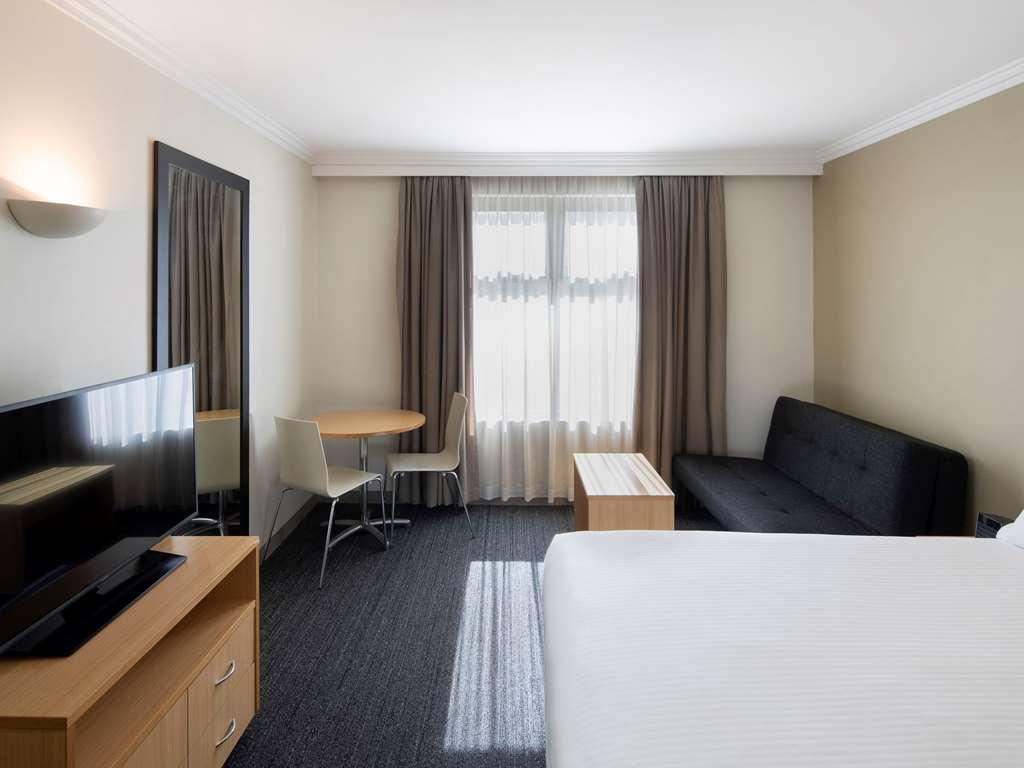 Готель Mercure Sydney Macquarie Park Номер фото