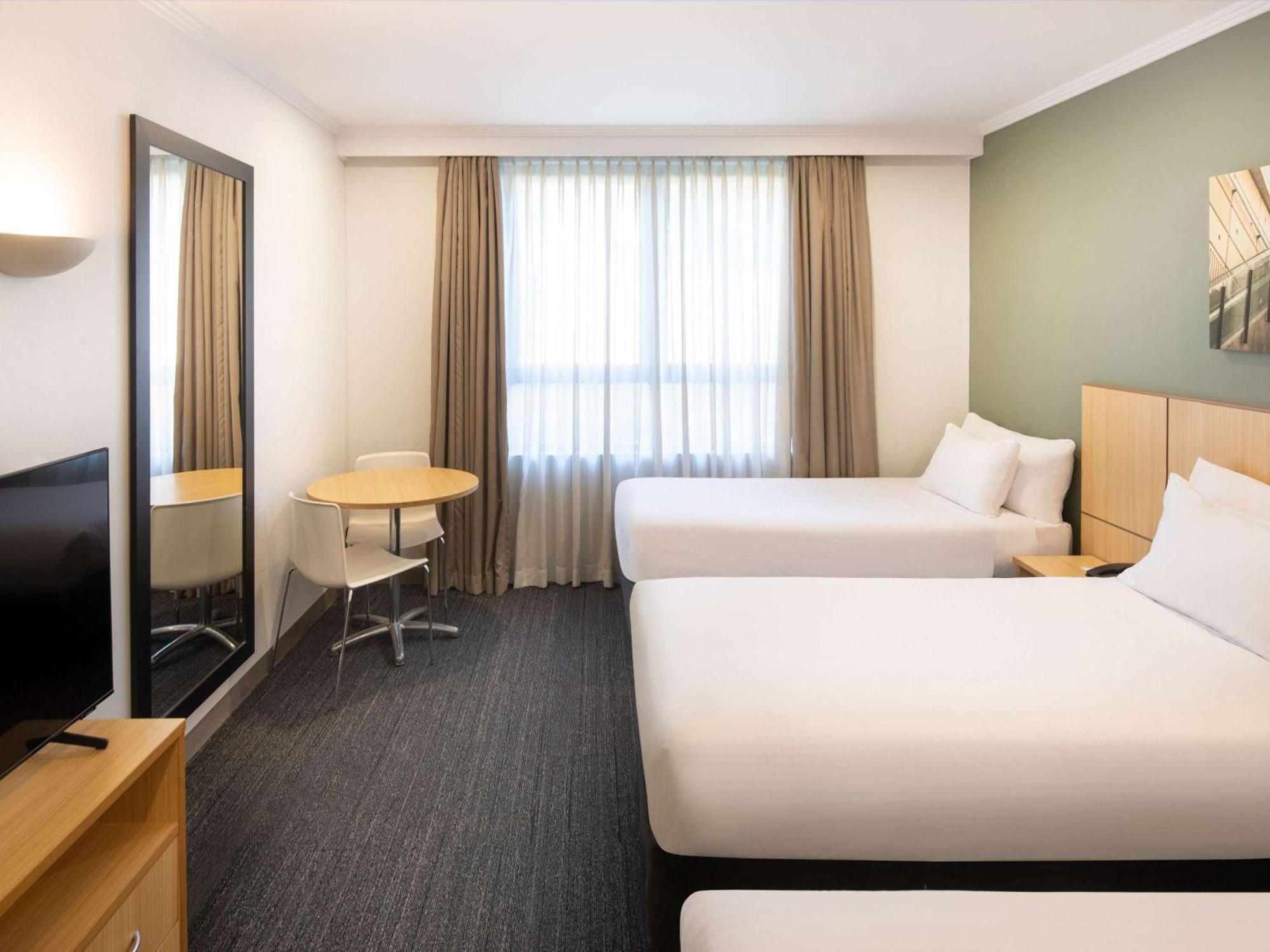 Mercure Sydney Macquarie Park Екстер'єр фото