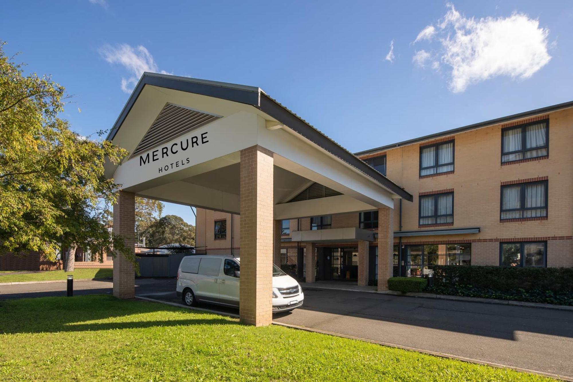 Готель Mercure Sydney Macquarie Park Екстер'єр фото