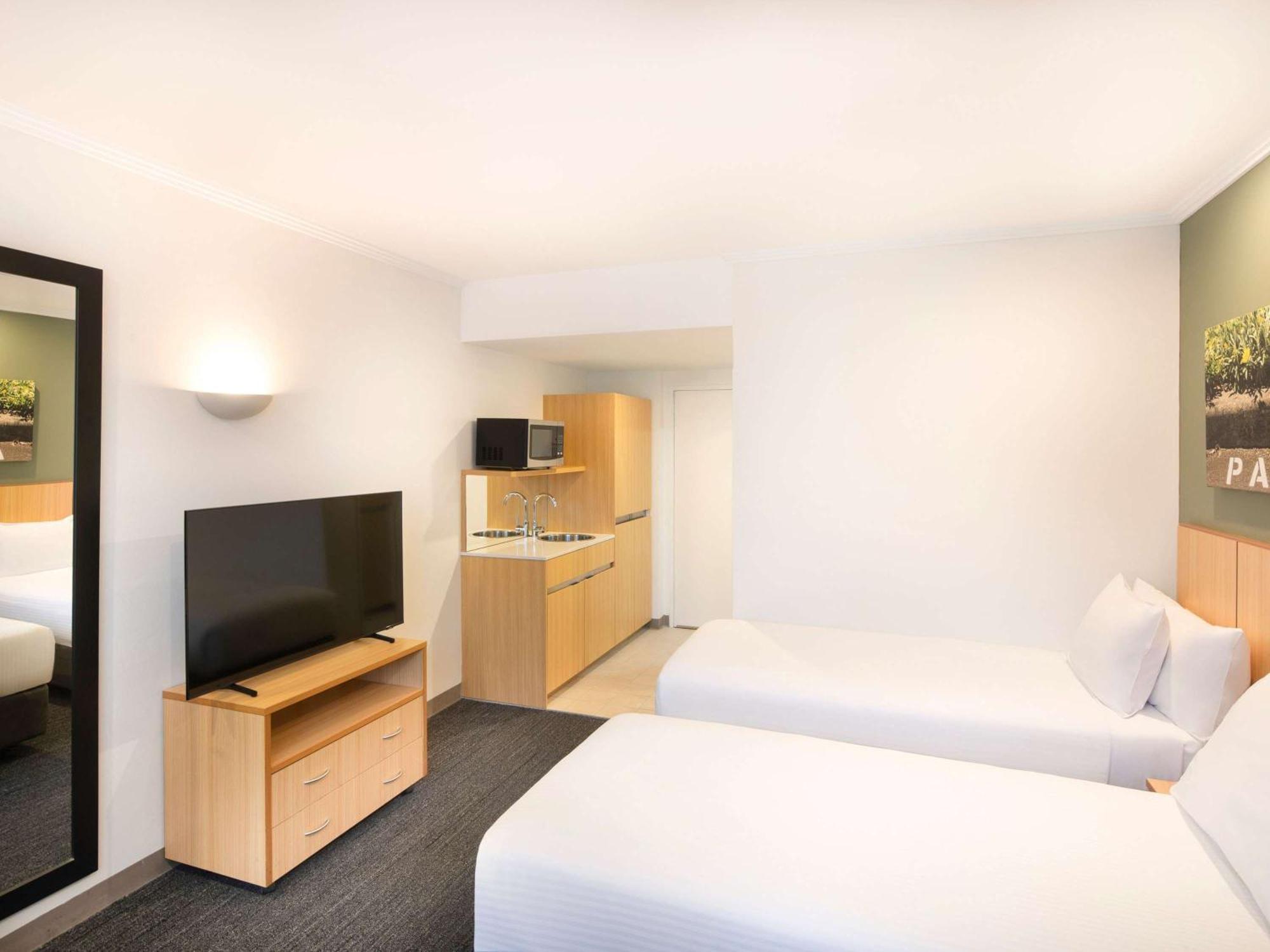 Mercure Sydney Macquarie Park Екстер'єр фото
